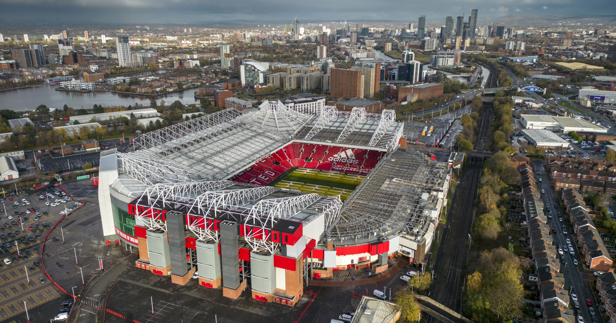 Egyre nagyobb a baj a Manchester Unitednél, újabb kétszáz dolgozóját küldi el a klub