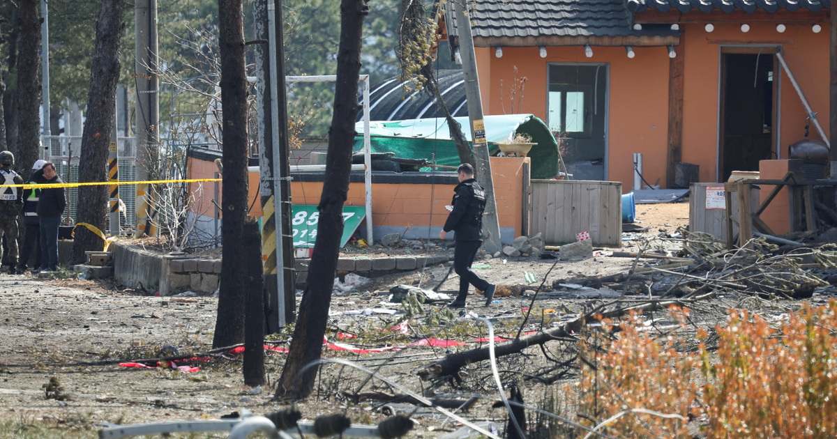 Hadbíróság elé állítják Dél-Koreában a két vadászpilótát, akik tévedésből lebombáztak egy települést