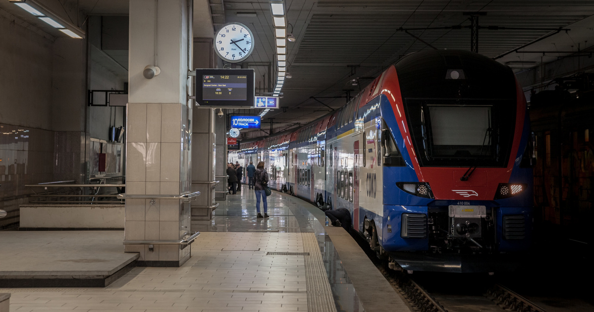 Bombariadó miatt nem közlekednek a vonatok Szerbiában