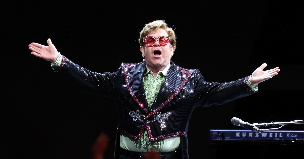 Rohamosan romlik Elton John állapota, aggódnak a rajongók