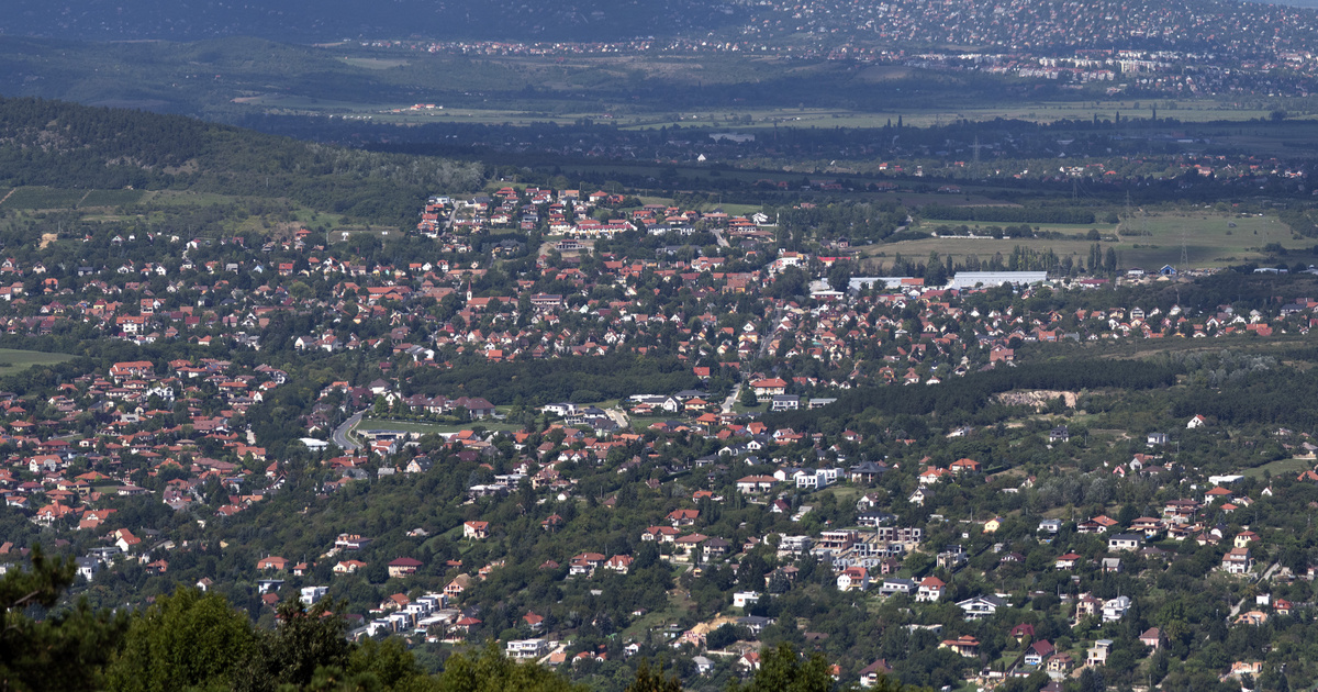 Aláírást gyűjtenek Csúcshegyen, hogy leválhassanak Budapestről