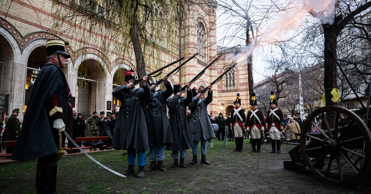 1848 zsidó hőseire emlékeztek a Dohány utcai zsinagógánál