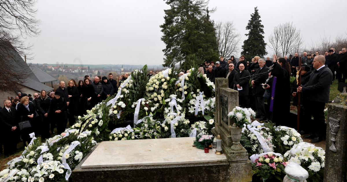 Eltemették Bényi Ildikót