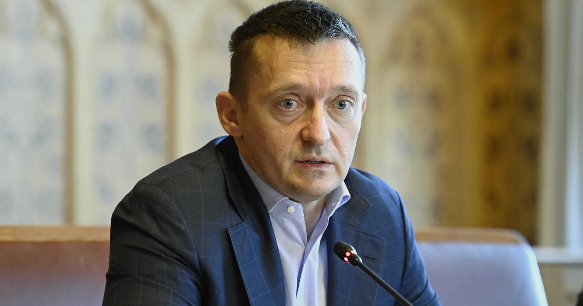 Rogán Antal a parlamentben beszélt a szankciós ügyről, és tanácsot is adott Kálmán Olgának