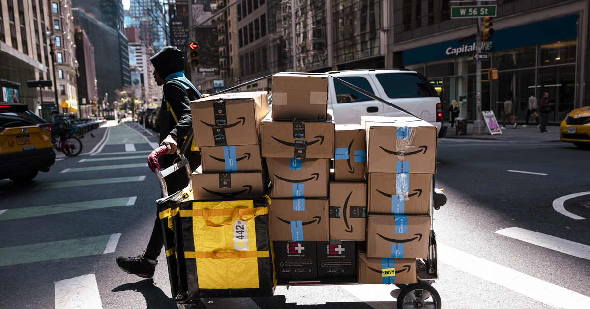 Az Amazon gyorsan visszakozott, miután a Fehér Ház egyszerűen ellenségnek nevezte