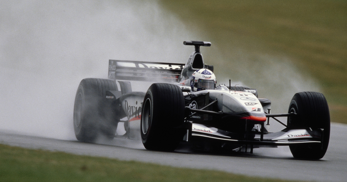 Kalapács alá került a korábbi mclarenes pilóta versenyautója