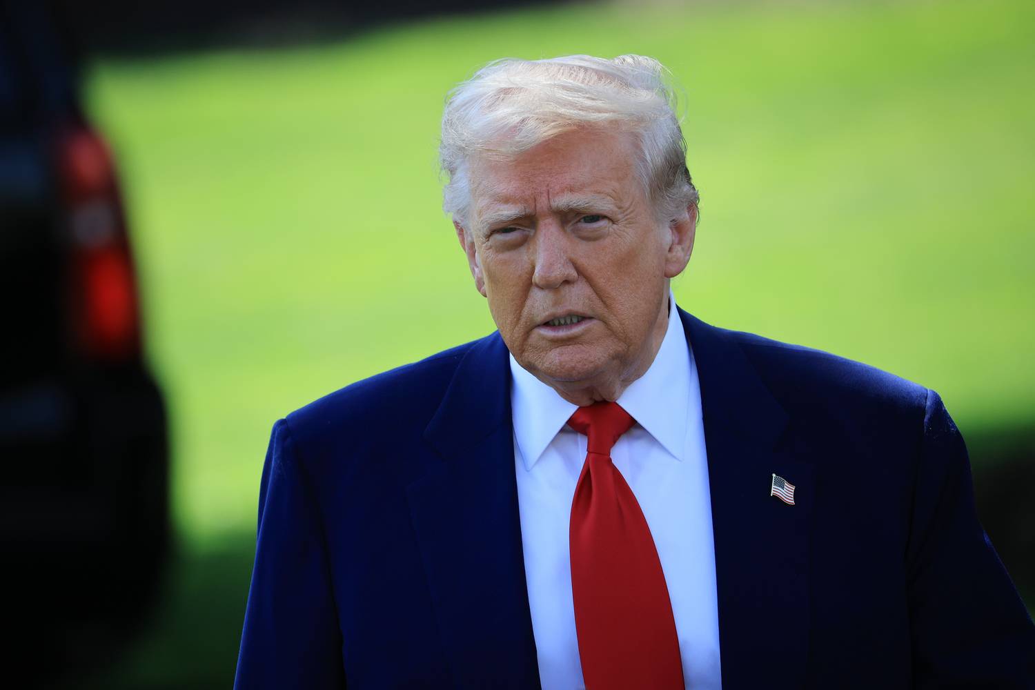 Pápás AI-képpel viccelődött Trump – óriási a felháborodást keltett világszerte