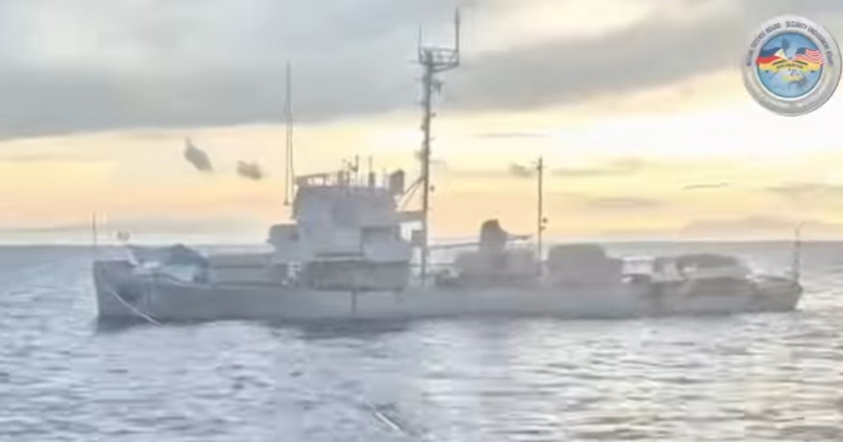Magától merült el egy hajó, amit egy hadgyakorlat részeként akartak elsüllyeszteni