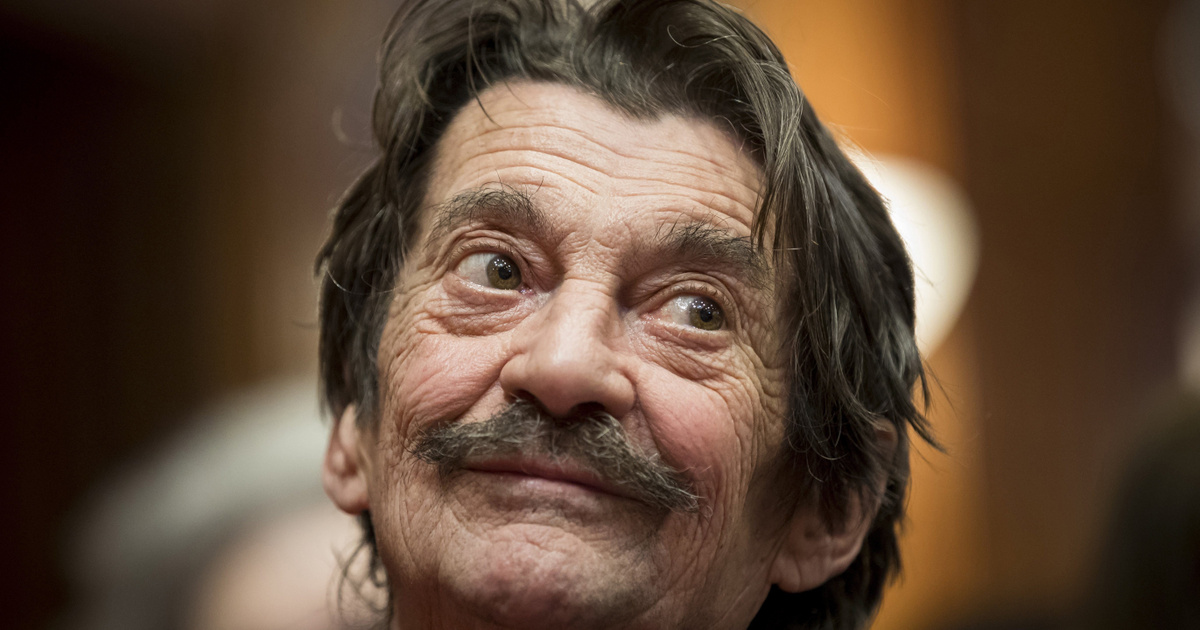 Vörös ingben viszik majd Galkó Balázs koporsóját