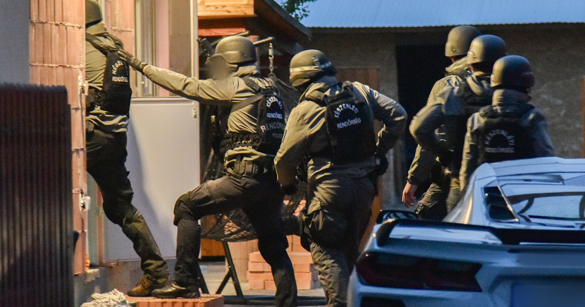 Drogterjesztőkre csaptak le a rendőrök Szolnokon