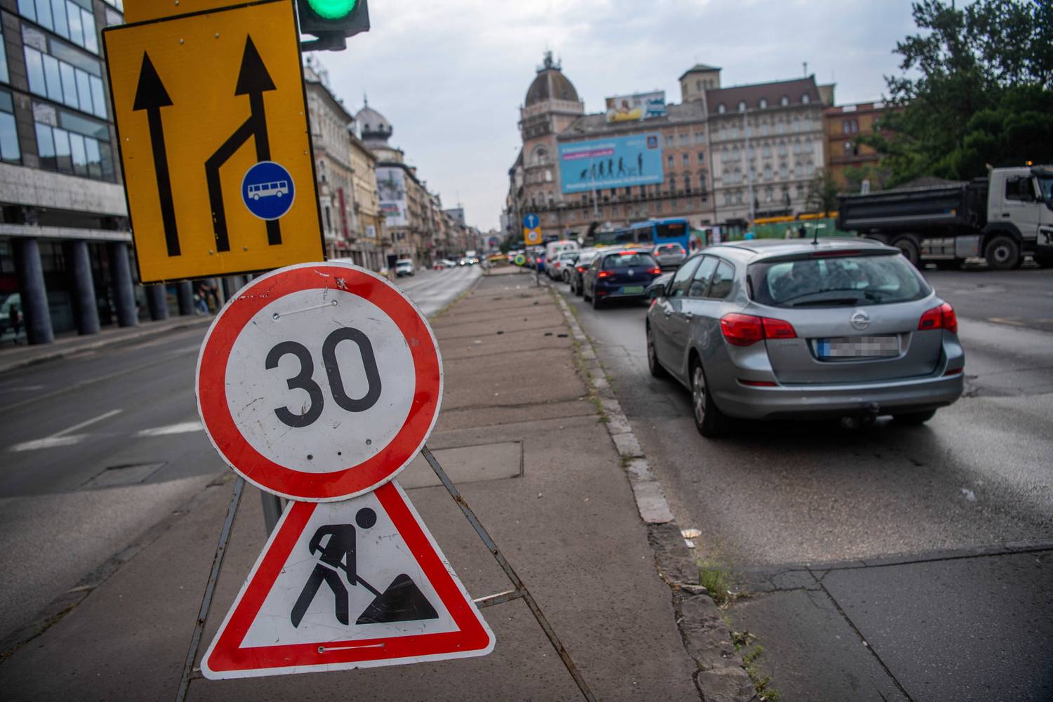 Hamarosan mindenki elmondhatja véleményét az új KRESZ-ről