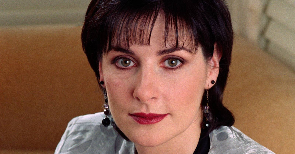 Emlékszel Enyára? Visszavonultan éli életét a 64 éves énekesnő