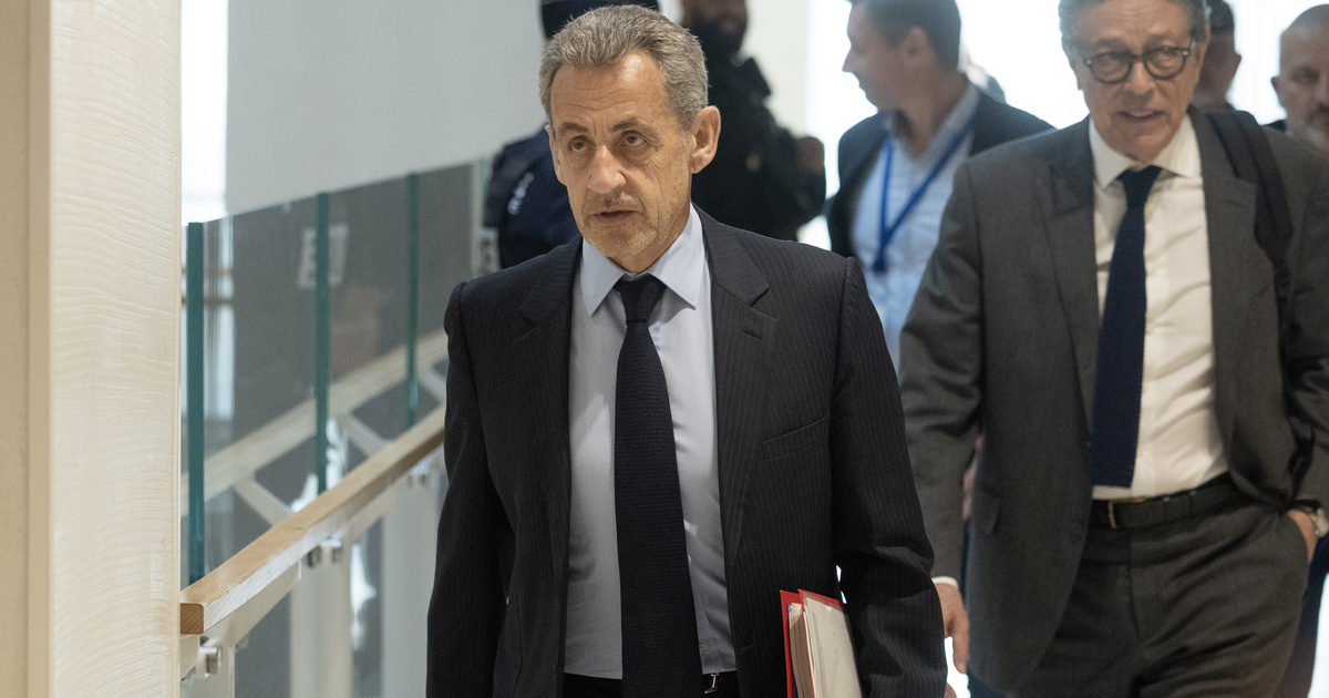 Levették az elektromos nyomkövetőt a korrupcióért jogerősen elítélt Nicolas Sarkozyról