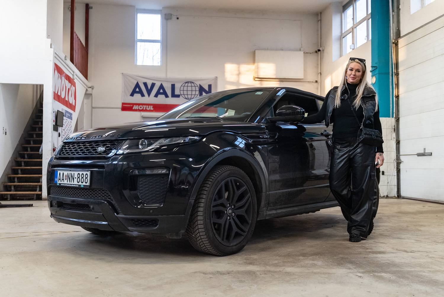 Bemutatkozik a Molnár Anikó design - MűhelyPRN: Range Rover Evoque Cabrio – 2016.