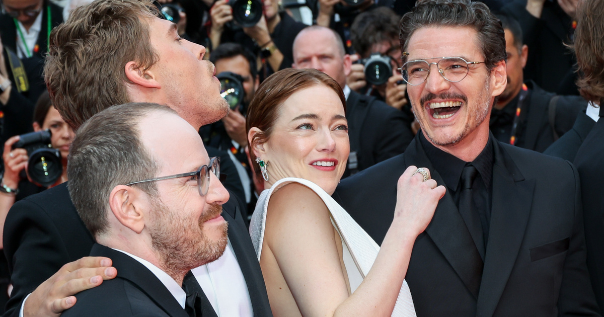 Egy illetlen betolakodó zavarta meg Emma Stone-t a cannes-i filmfesztiválon