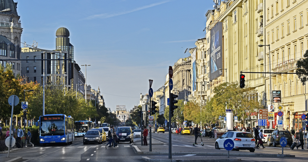 Ismét a feje tetejére áll a közlekedés Budapesten, újabb delegációk érkeznek a jövő héten