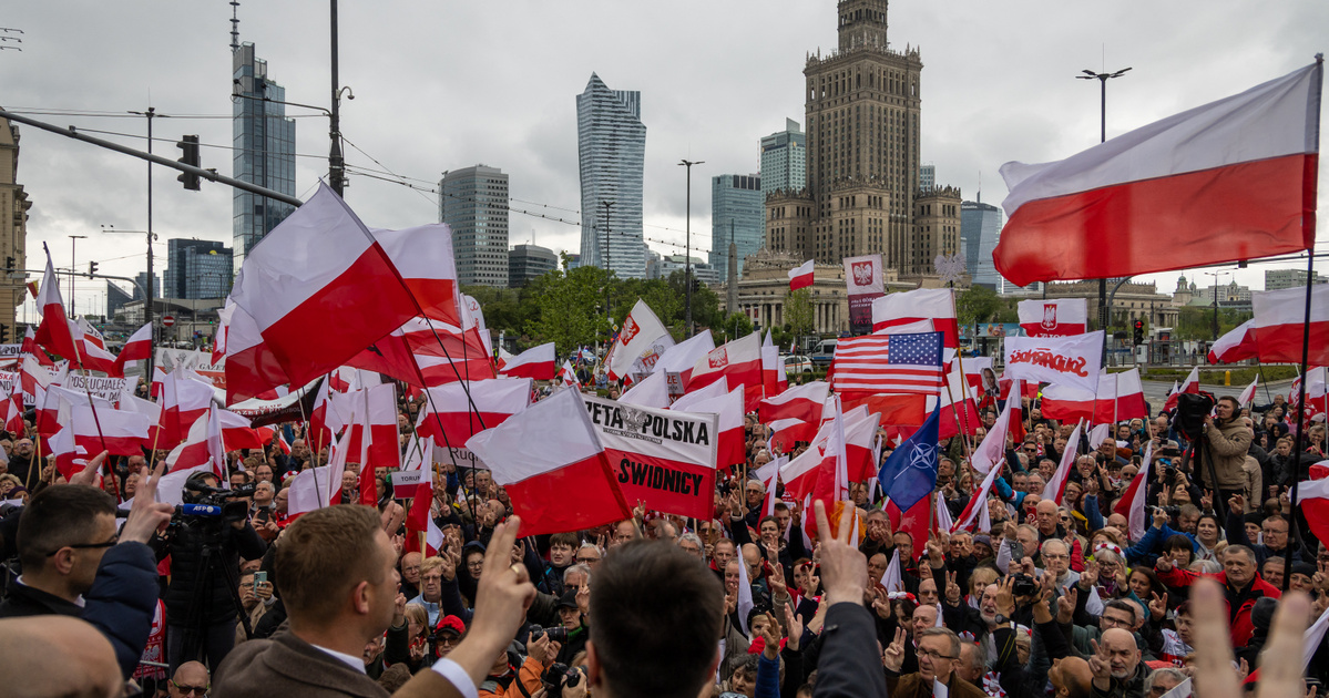 Sorsdöntő elnökválasztáson döntenek a lengyelek arról, hogy végleg leszámolnak-e az illiberalizmussal