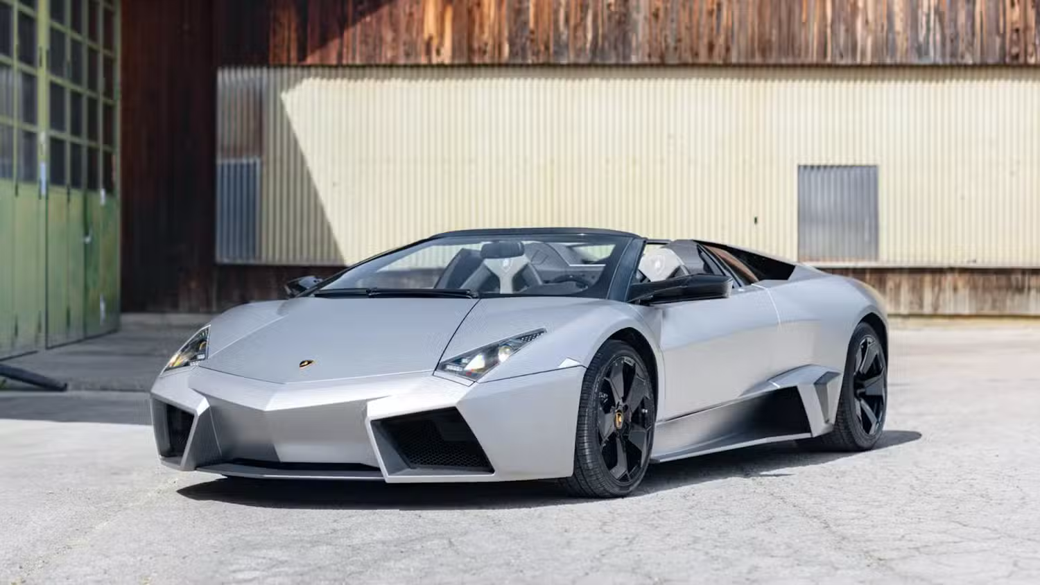 Nem gyakran van ilyen: Íme egy limitált Lamborghini, ami csúnyán veszít az értékéből