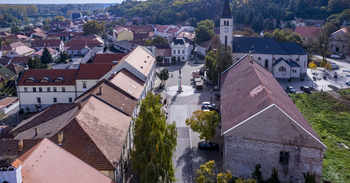 MűemlĂ©ket bont le Tokaj, hogy parkolĂłt Ă©pĂtsen