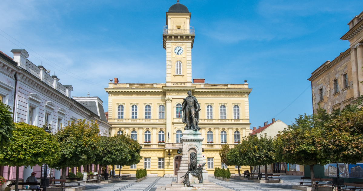 A felvidéki magyar kirakatváros vezetője eltüntette a pökhendiséget, és nem akarja legyőzni a szlovákokat