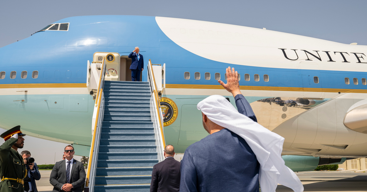 Katar szerint nem megvesztegetés Donald Trump ajándéka