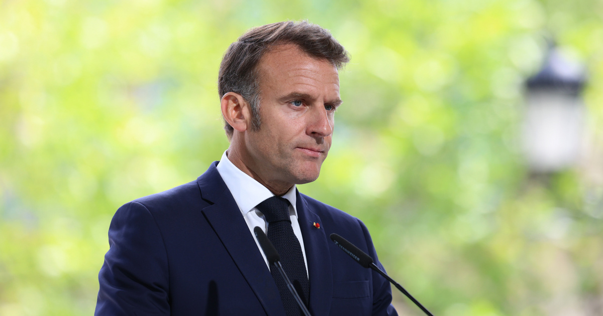 Macron jelentése szerint szándékosan, belülről iszlamizálják a francia állami intézményeket