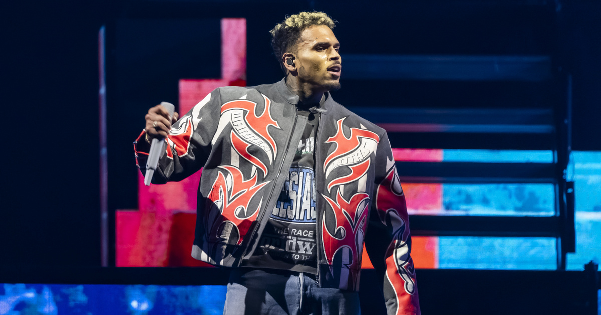 Chris Brownt szabadlábra helyezték több mint kétmilliárd forint óvadék fejében