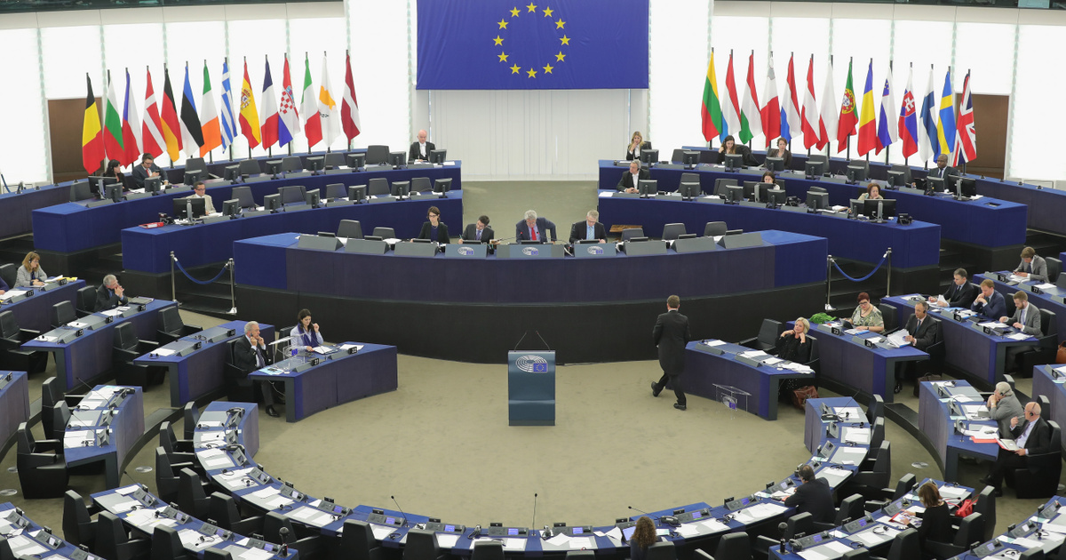 Az Európai Parlament újabb vámokat vetett ki orosz és belorusz termékekre