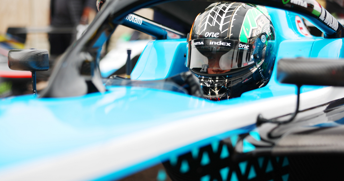 Feltartották, de a riválisai még rosszabbul jártak: Molnár már második helyen a brit F4-ben