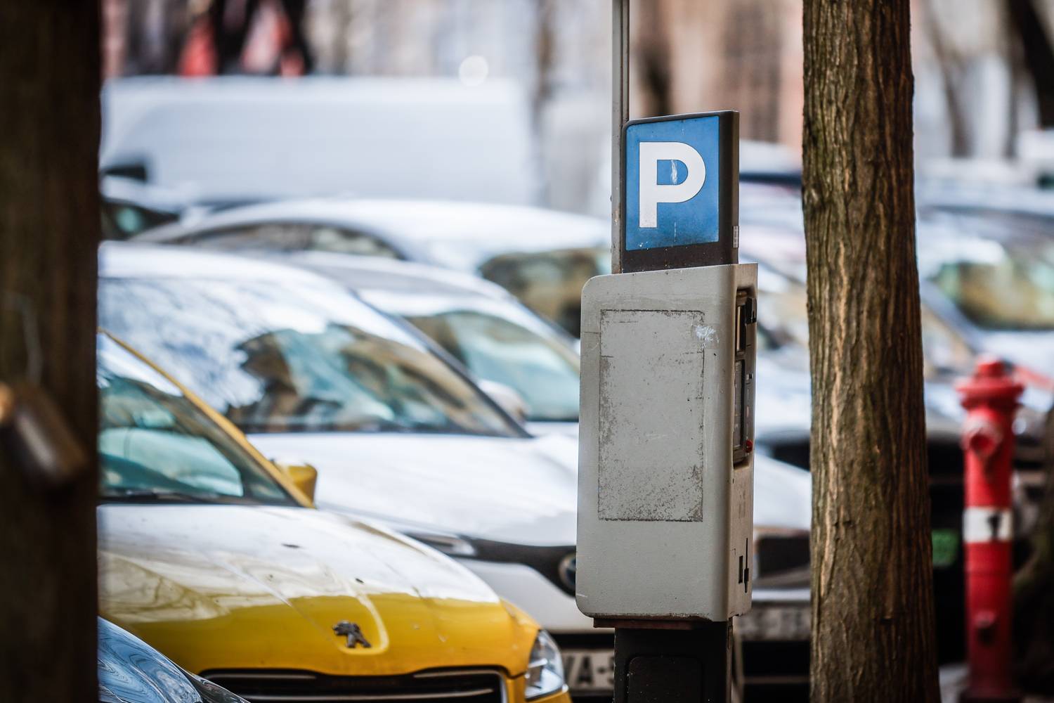 Újabb helyeken lesz fizetős a parkolás Budapesten