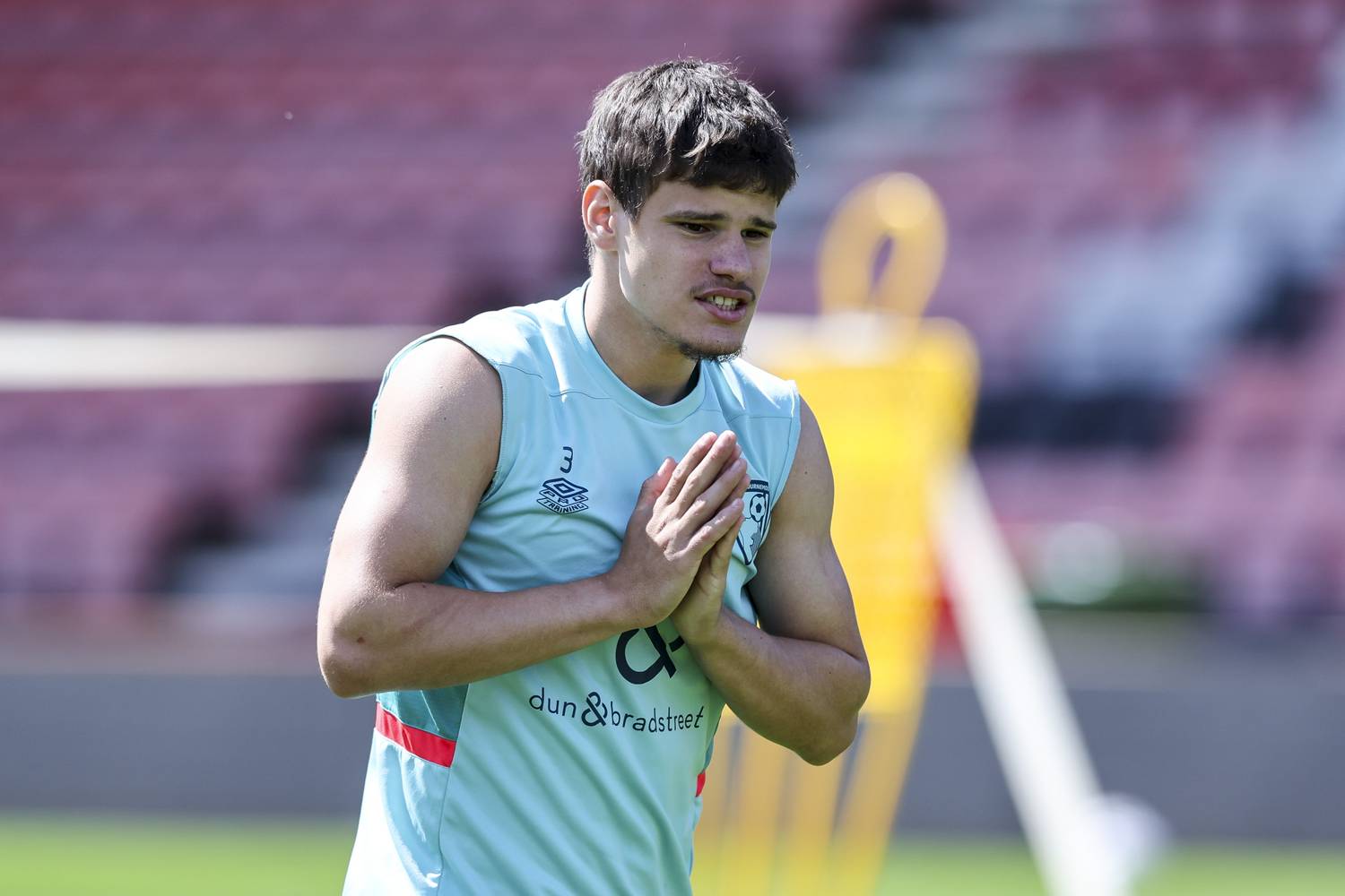 Romano szerint Kerkez napokon belül a Liverpool játékosa lehet