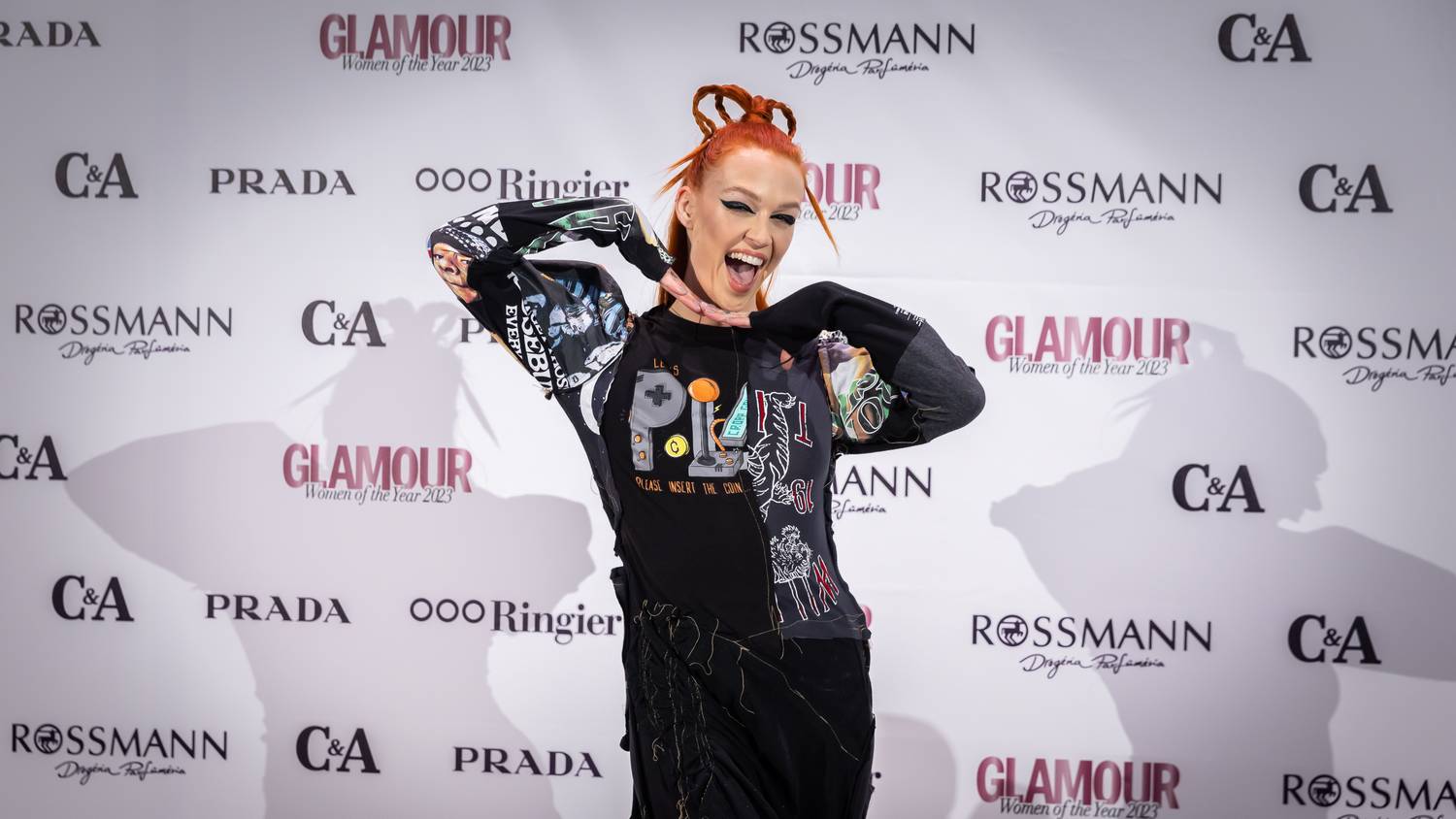 Sírt a boldogságtól a focista – DJ Yamina titokban férjhez ment