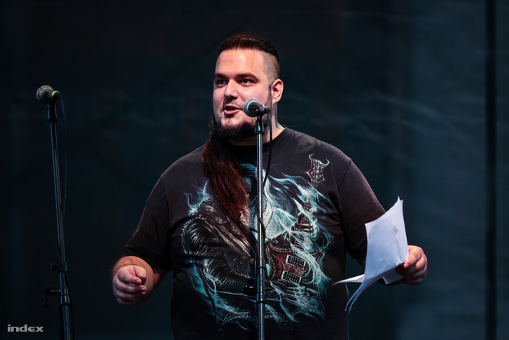 Radics Péter: B*sszátok meg, és takarodjatok a picsába!