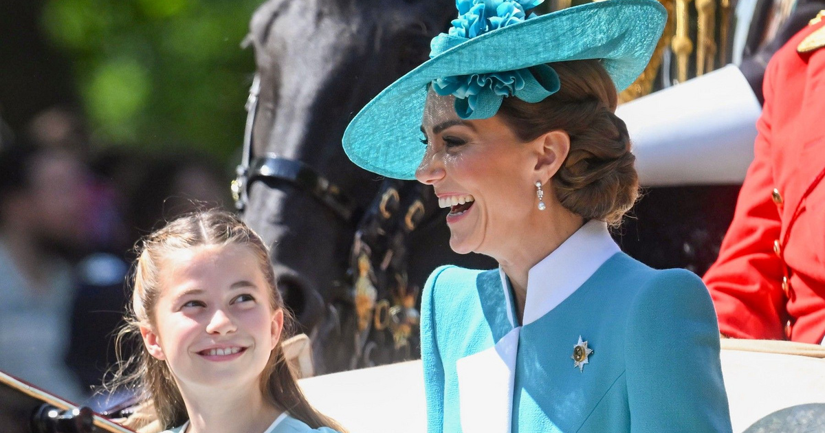 Katalin hercegné elegáns türkizkék ruhában: így jelent meg a Trooping the Colour ünnepségen