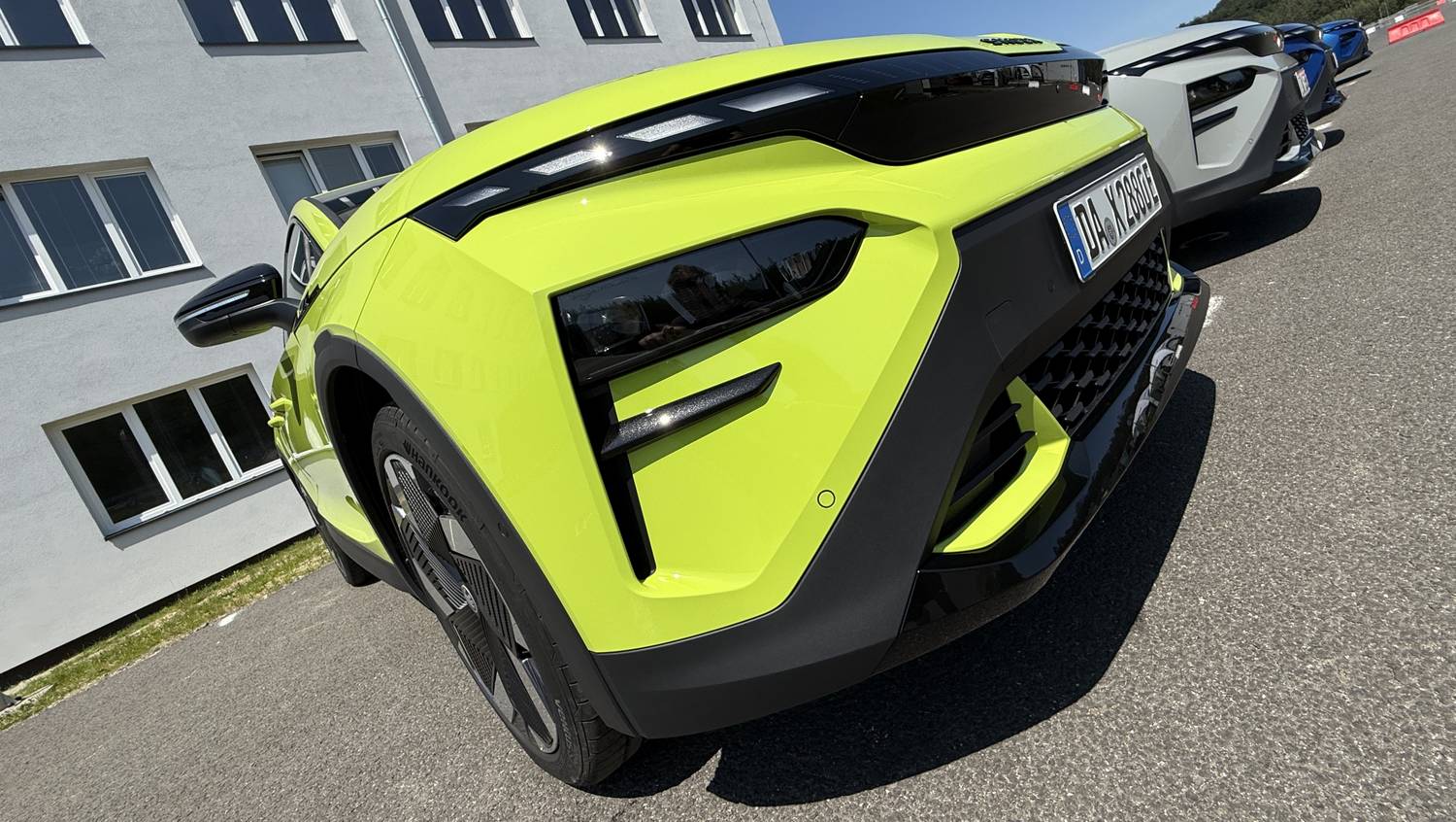 Ampertől dagad a vér-RS - Bemutató: Skoda Elroq RS – 2025