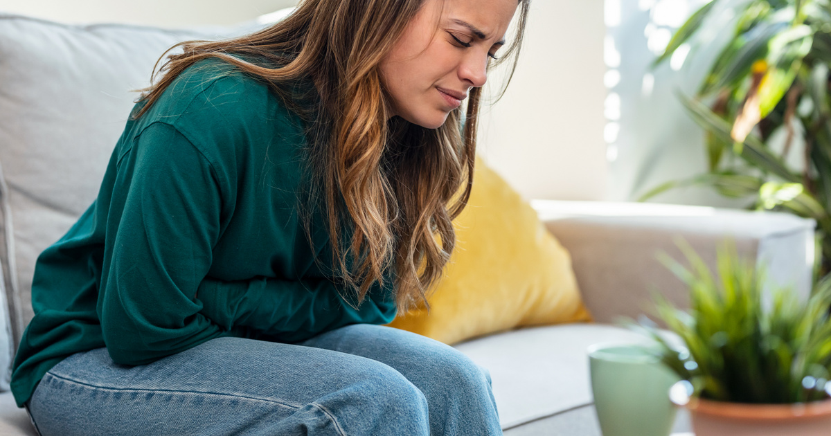 7 gyógynövény, amely enyhíti a menstruációs panaszokat – Leteszteltük, működik