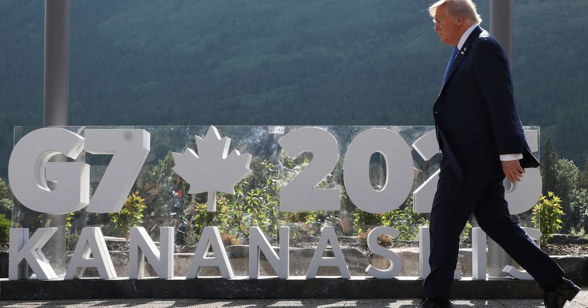 Azonnali evakuálást rendelt el Donald Trump, sietősen elhagyta a G7-csúcstalálkozót