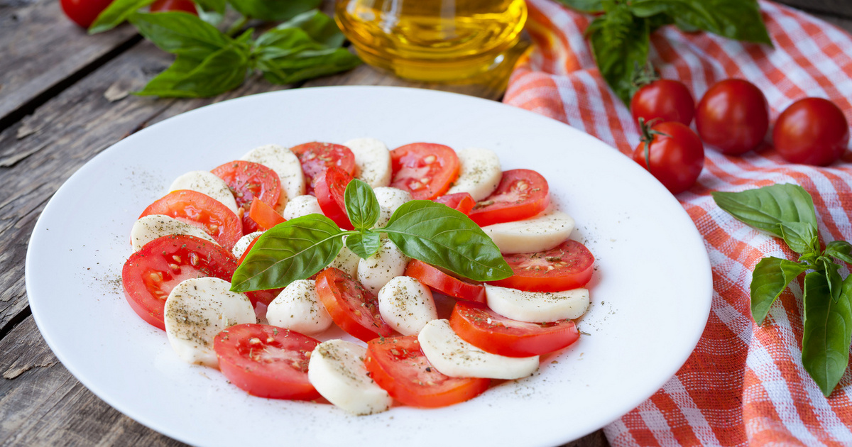 8 recept, amely lédús paradicsomból az igazi: a lecsótól a rakott fogásokig