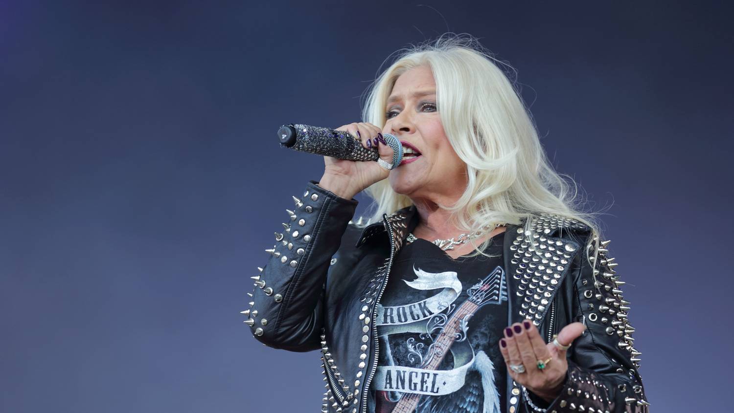 Samantha Fox és felesége 3 éve házasodtak össze: ilyen volt az esküvőjük