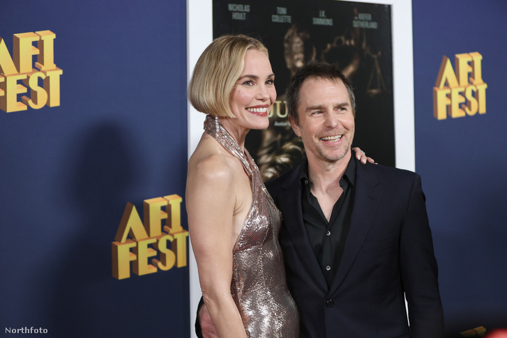 Prózai oka van, amiért nem házasodott össze Leslie Bibb és Sam Rockwell 18 év után sem