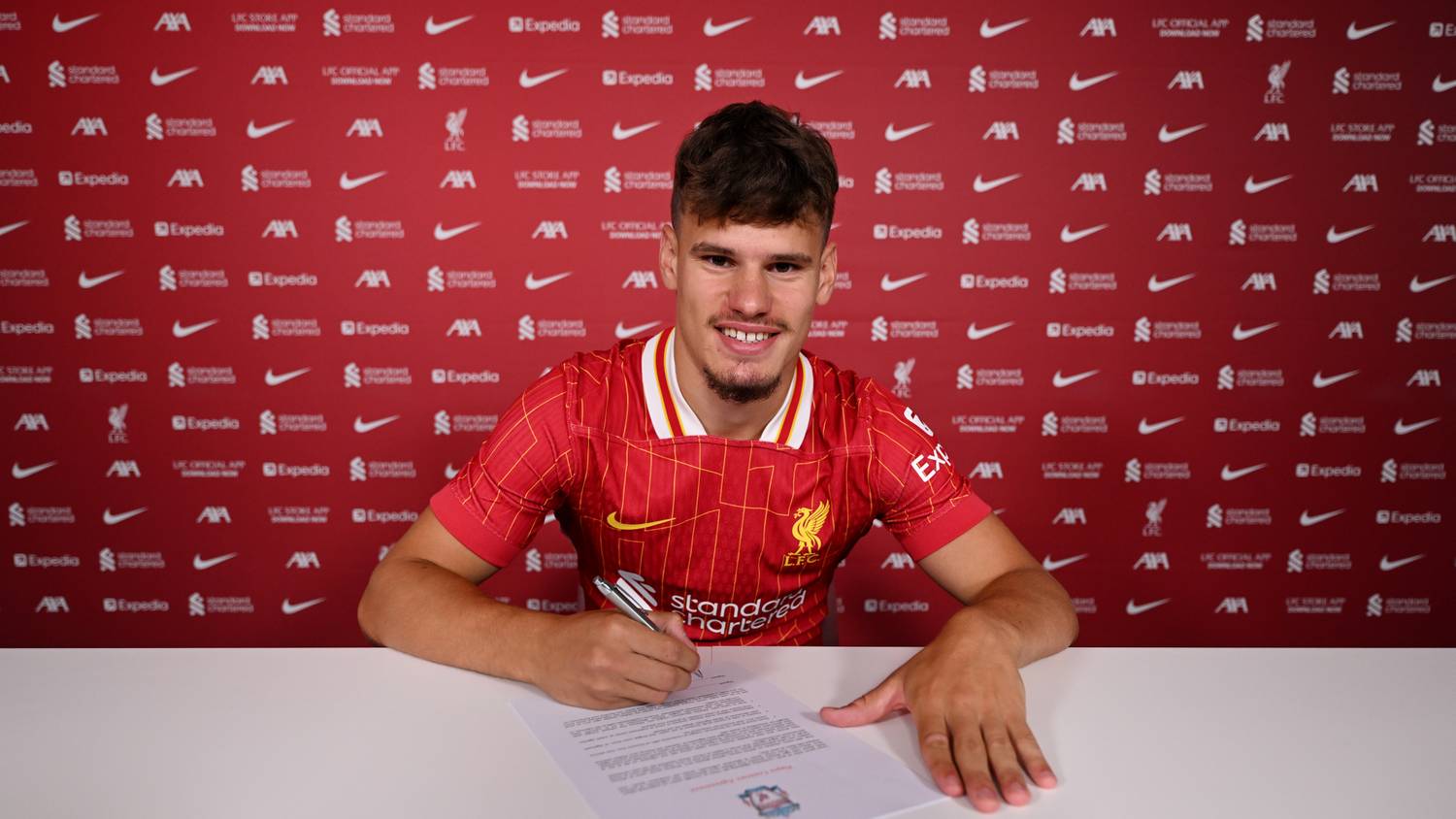 Megtörtént: Kerkez Milos aláírt a Liverpoolhoz – ennyit fizettek érte