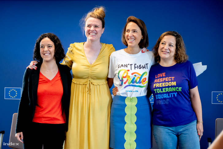 EP-képviselők: Nem a Pride, hanem a betiltása illegális