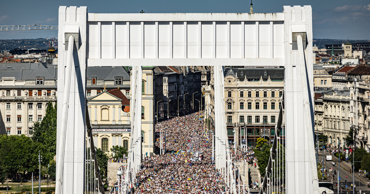 Hadházy Ákos: Arcfelismerő rendszerrel osztana ki 80 ezer forintos bírságokat a rendőrség a Pride résztvevőinek