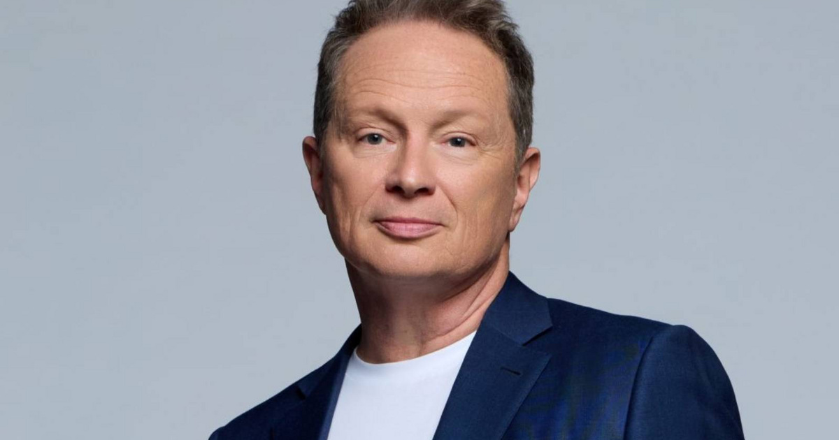 Geszti Péter és 11 évvel fiatalabb felesége együtt a tévében: Edit ennyire gyönyörű nő