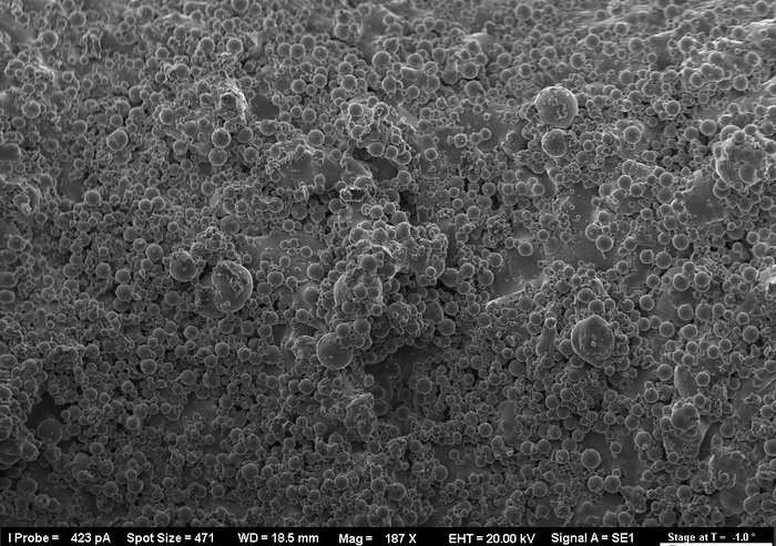 Így néz ki a nyomtatott alkatrész felülete elektronmikroszkóp alatt