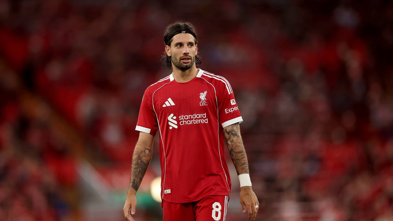 Cukiságbomba: Liverpool-mezes babafotót osztott meg Szoboszlai Dominik párja
