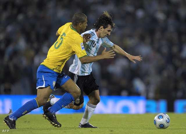 A legutóbbi, 2009-es tétmeccsükön Messiék meglehetősen más brazil válogatottal találkoztak