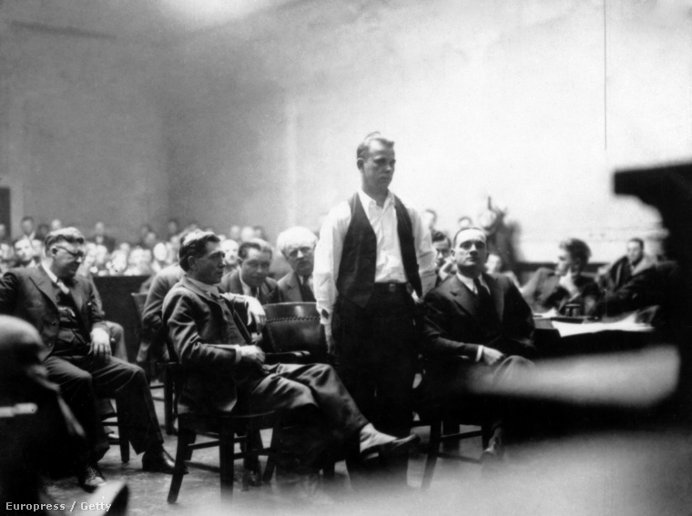 1934: Dilinger az indianai bíróságon