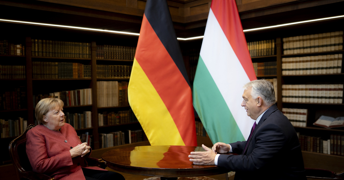 Angela Merkelt fogadta Orbán Viktor a Karmelita kolostorban