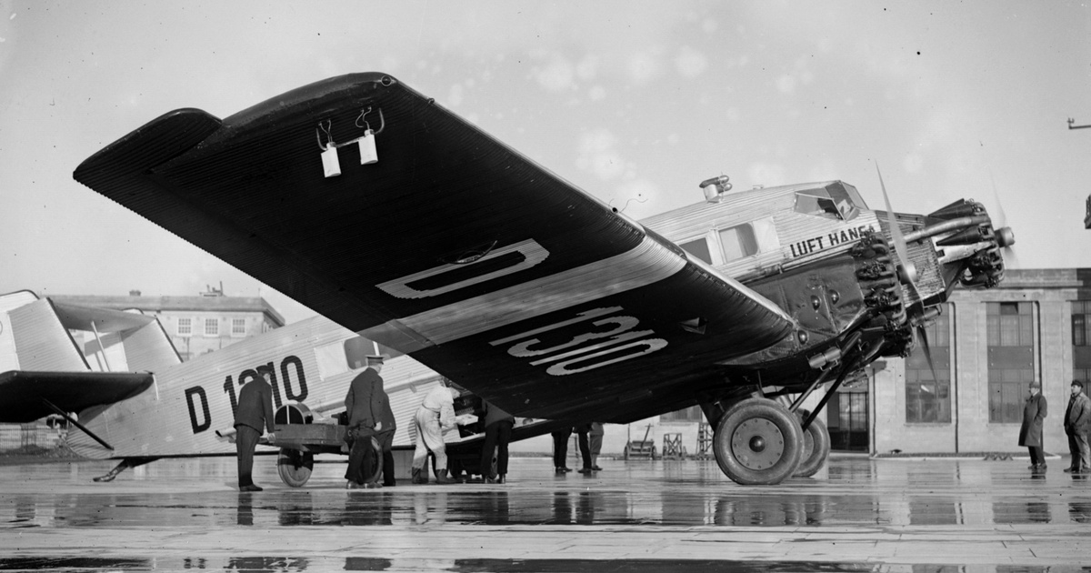 Durva, hogy mennyire fapados volt egy repülőgép régen: megdöbbentő képekre leltünk